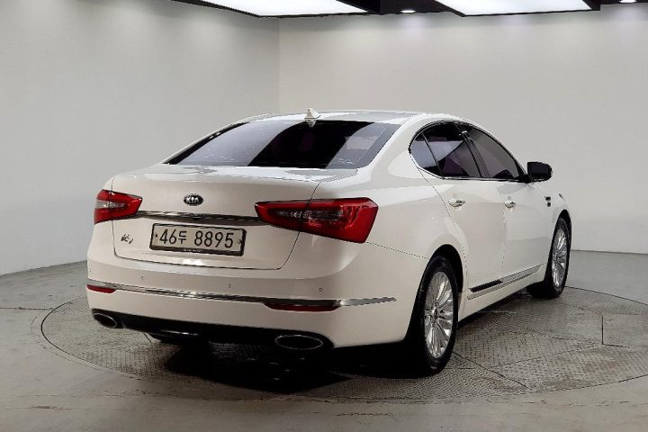 How to Spot a Flood-Damaged Korean Car